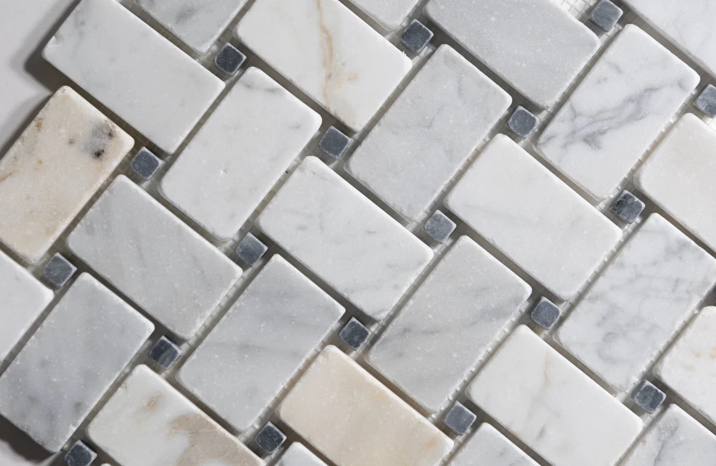 Bianco Jolie Antique Basket Weave Mosaic Marble Sample